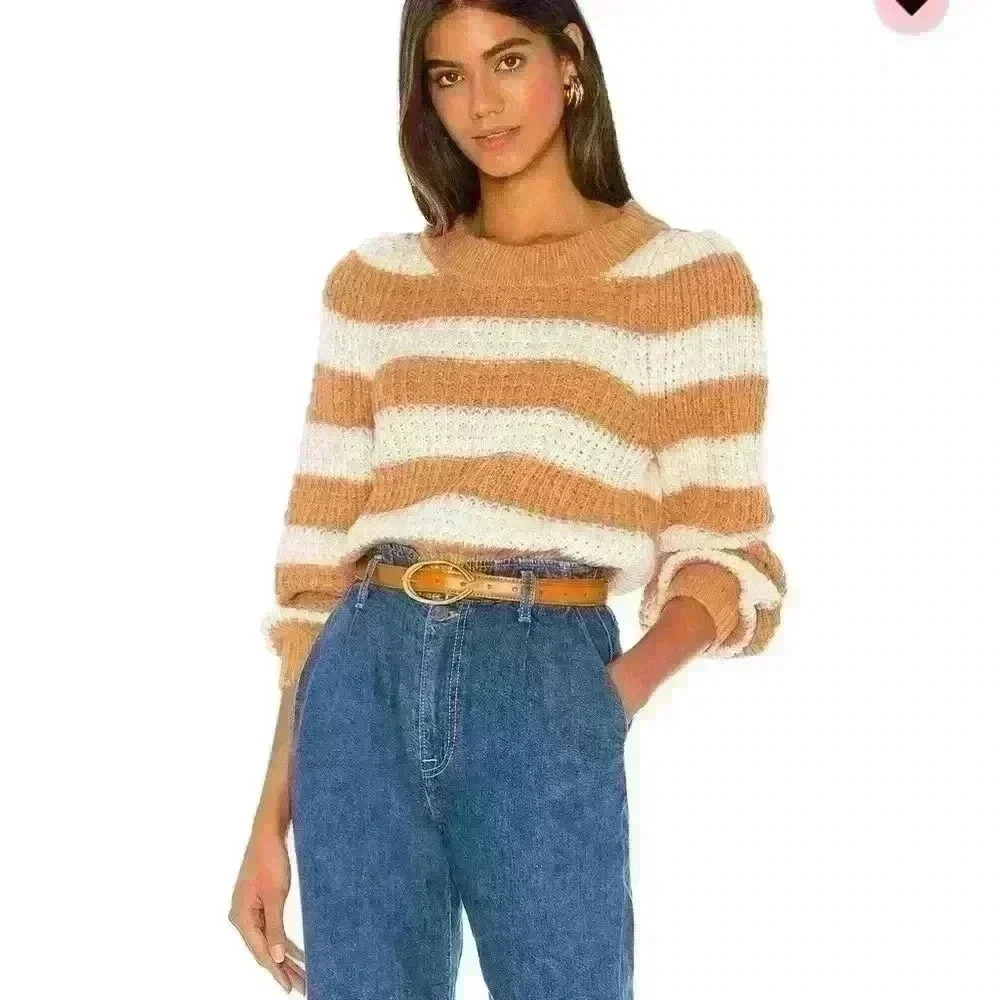 Avah sweater in Butterscotch